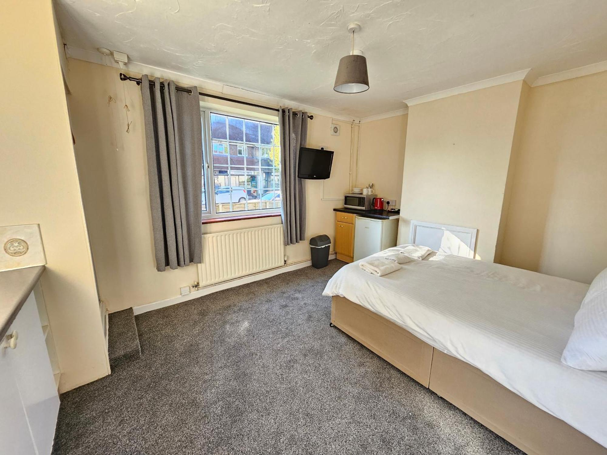 Central Studios 87 Tennyson Road Cheltenham Esterno foto
